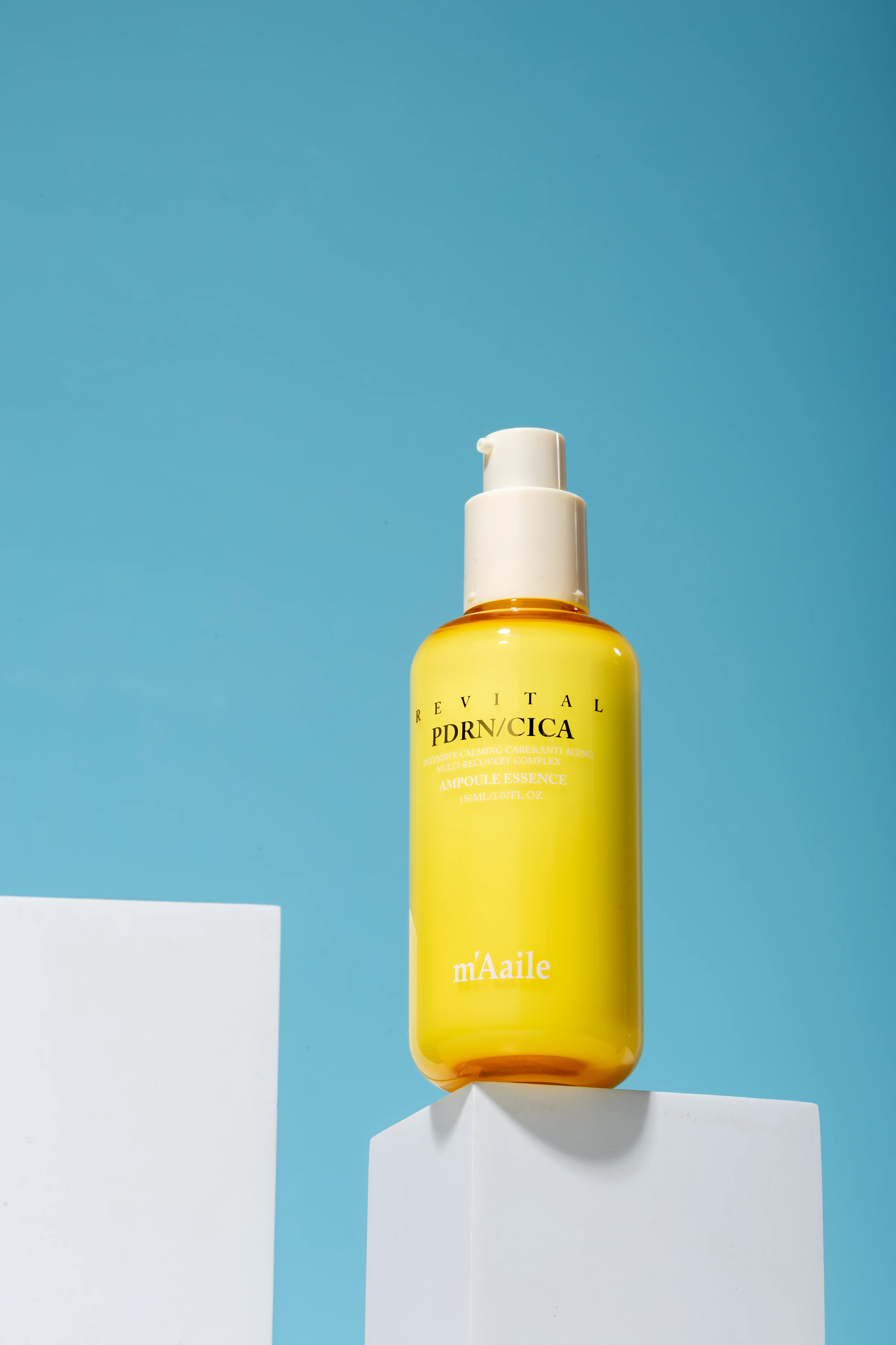 m'Aaile Ampoule Essence — staged image 3